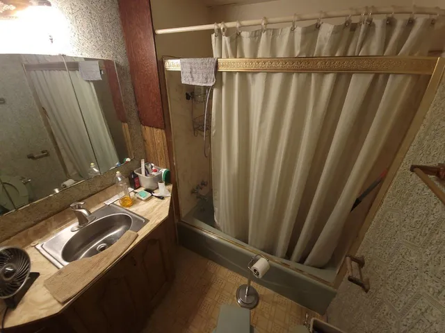 $105,000 | 108 North C Street, Arkansas City, KS 67005