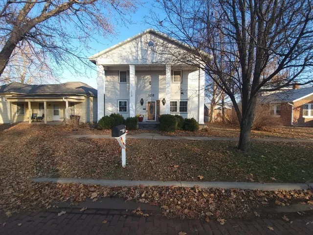 $105,000 | 108 North C Street, Arkansas City, KS 67005
