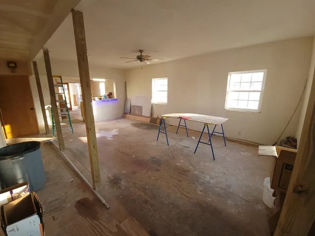 $105,000 | 108 North C Street, Arkansas City, KS 67005