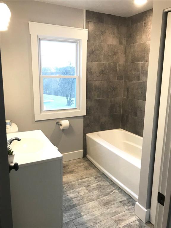 3005 Dutch Ridge Road Beaver, PA 15009 - Photo 8 of 24 2nd Floor Bathroom