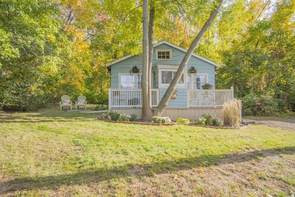 9 Nonantum Road Marblehead, MA 01945 - Photo 1 of 21 a front view of house with yard