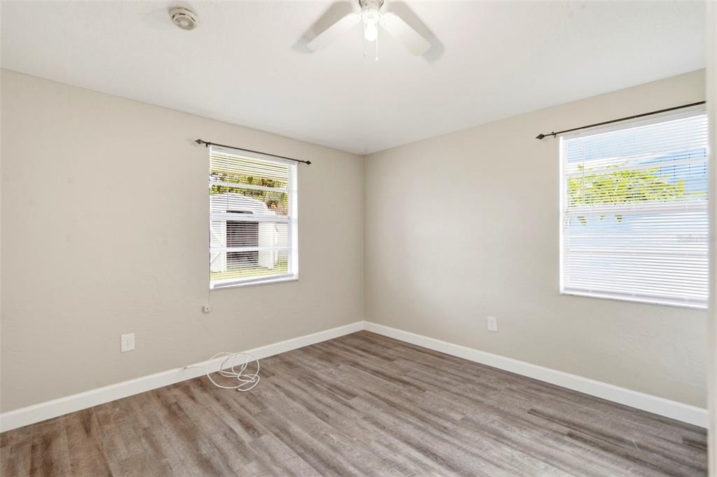 1680 Pinehurst Road Dunedin, FL 34698 - Photo 9 of 50 Gallery Image 9