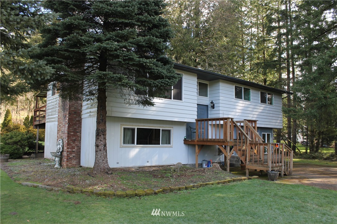 2020 Coal Creek Road Longview, WA 98632 - Photo 1 of 17 Gallery Image 1
