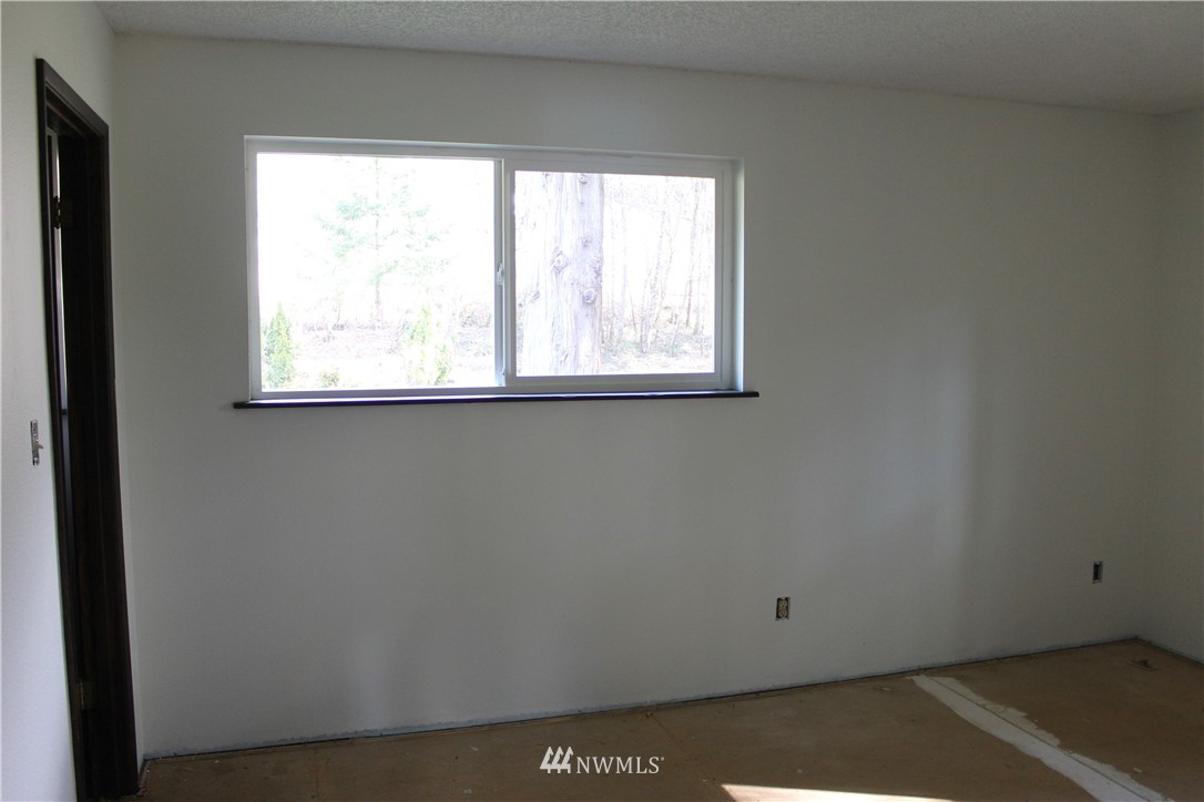 2020 Coal Creek Road Longview, WA 98632 - Photo 12 of 17 Gallery Image 12