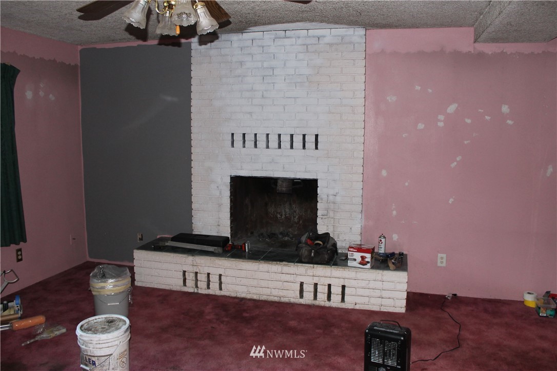 2020 Coal Creek Road Longview, WA 98632 - Photo 10 of 17 Gallery Image 10