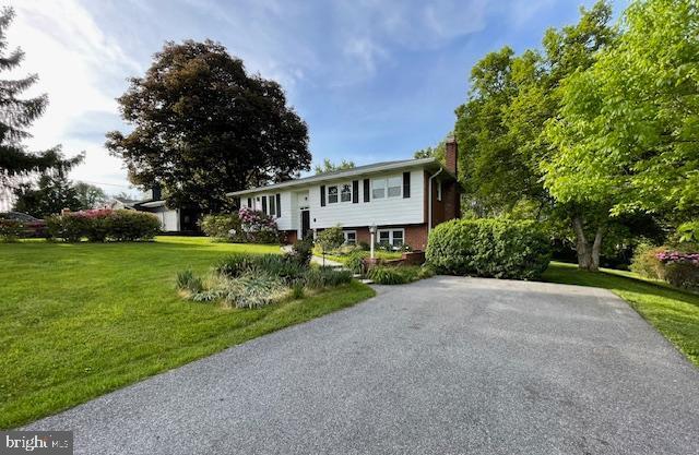 3433 Gregg Road Brookeville, MD 20833 - Photo 5 of 69 Plenty of Parking