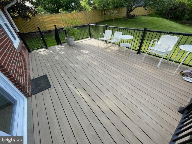 3433 Gregg Road Brookeville, MD 20833 - Photo 61 of 69 Large Composite Deck off of the Kitchen