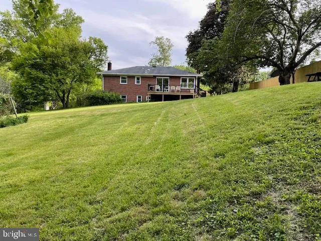 $689,990 | 3433 Gregg Road, Brookeville, MD 20833