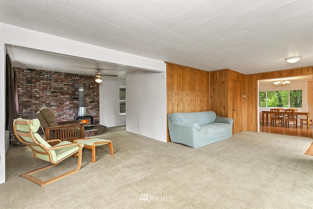 7818 Larimer Road Everett, WA 98208 - Photo 12 of 25 Gallery Image 12