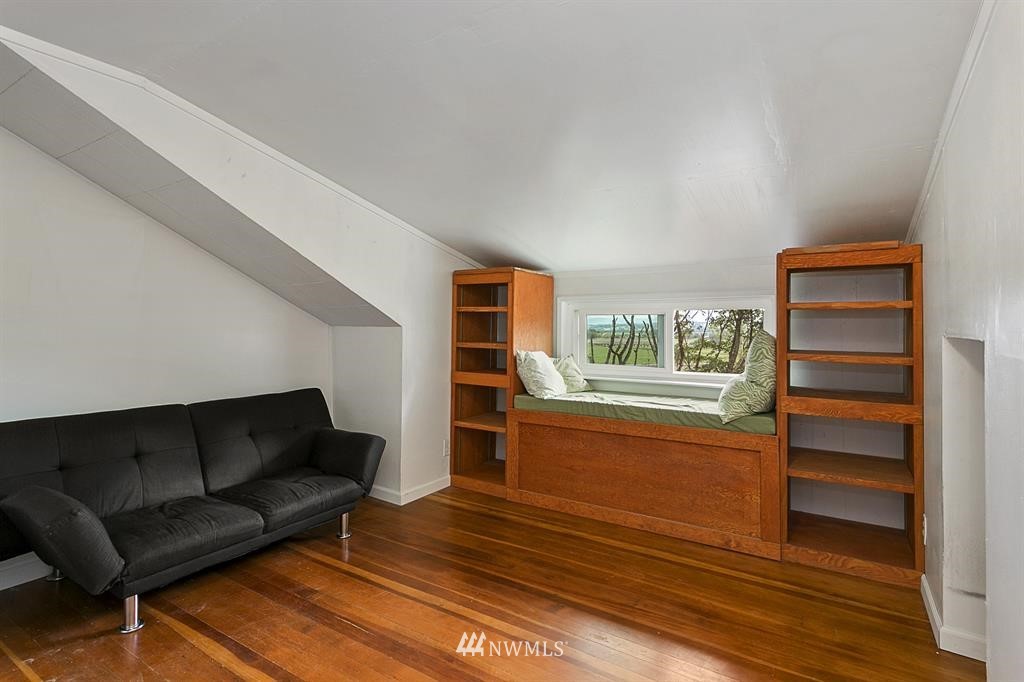 7818 Larimer Road Everett, WA 98208 - Photo 14 of 25 Gallery Image 14