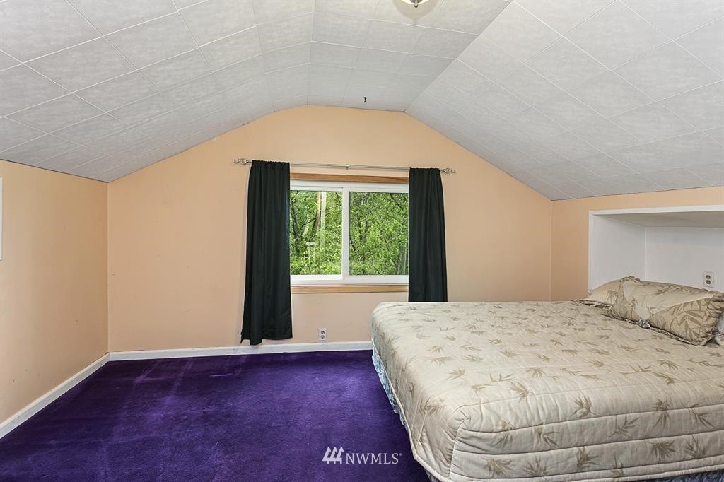 7818 Larimer Road Everett, WA 98208 - Photo 16 of 25 Gallery Image 16