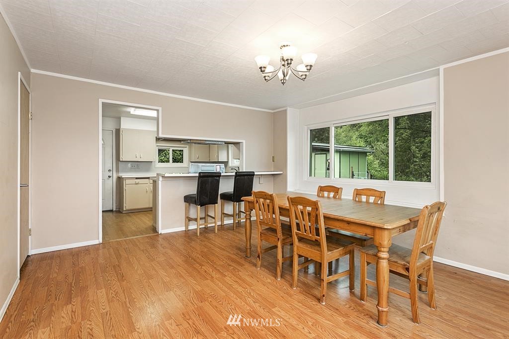 7818 Larimer Road Everett, WA 98208 - Photo 8 of 25 Gallery Image 8