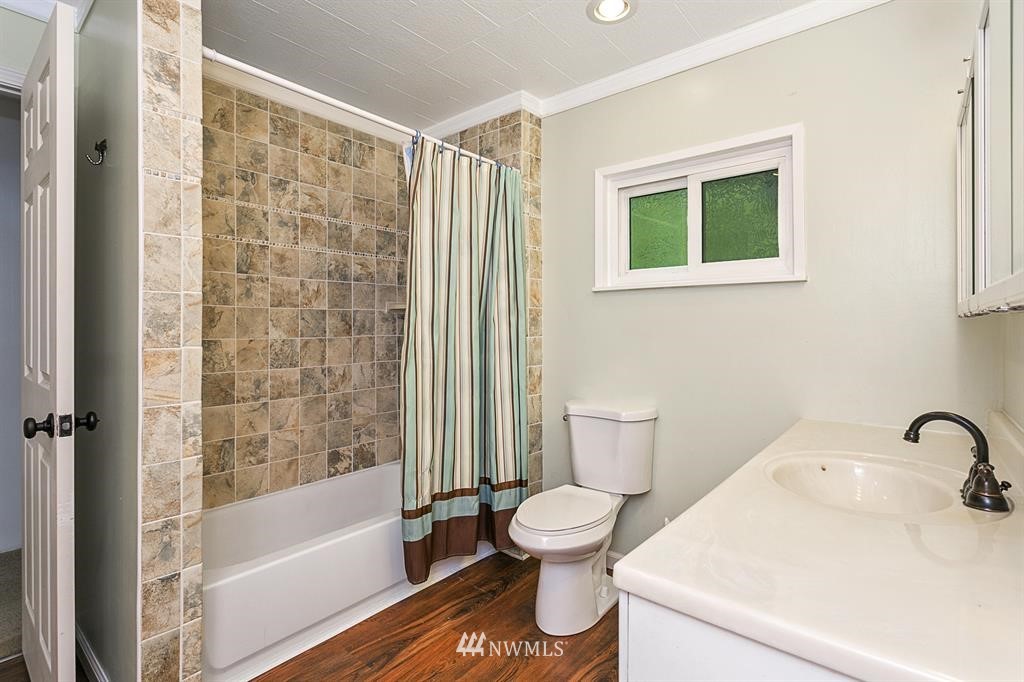 7818 Larimer Road Everett, WA 98208 - Photo 9 of 25 Gallery Image 9