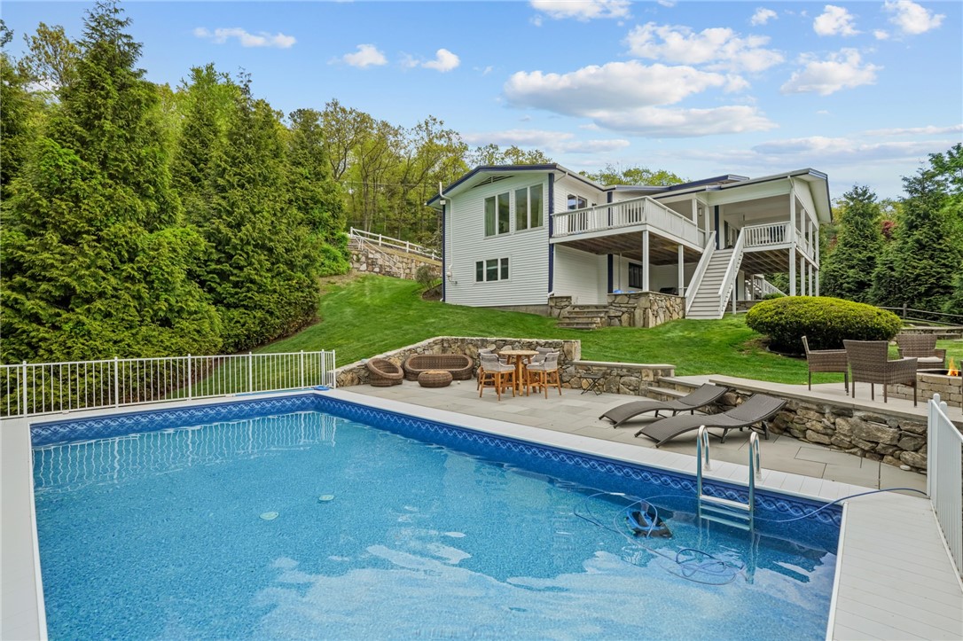 196 Stillwater Road Smithfield, RI 02917 - Photo 1 of 50