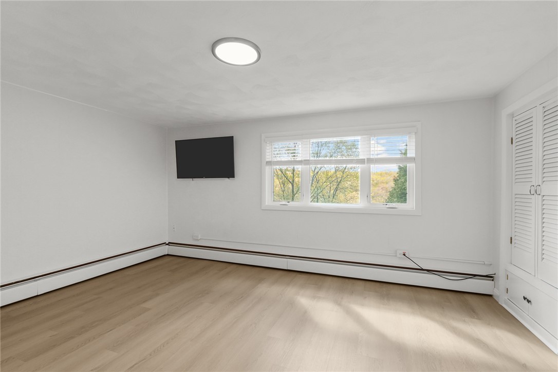 196 Stillwater Road Smithfield, RI 02917 - Photo 36 of 50