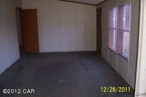 1479 Church Road Wind Gap, PA 18091 - Photo 11 of 18 dining room
