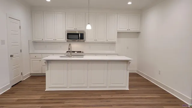 $2,300 | Undisclosed Address, Zachary, LA 70791