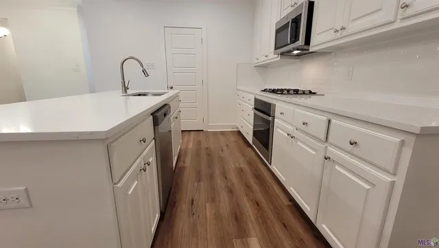 $2,300 | Undisclosed Address, Zachary, LA 70791