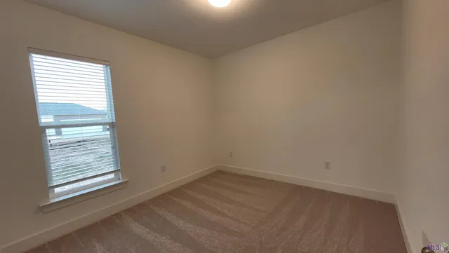 $2,300 | Undisclosed Address, Zachary, LA 70791