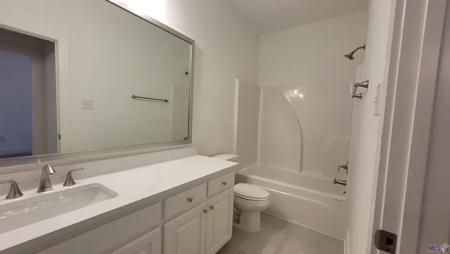 $2,300 | Undisclosed Address, Zachary, LA 70791