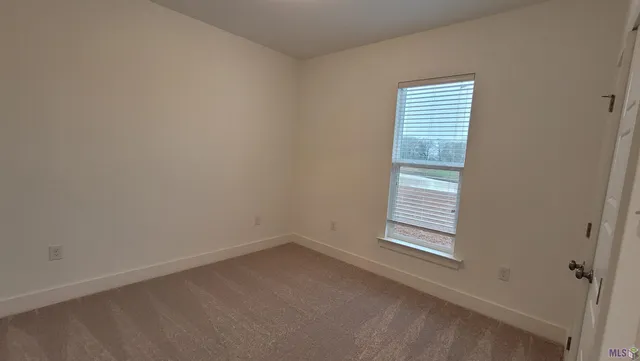 $2,300 | Undisclosed Address, Zachary, LA 70791