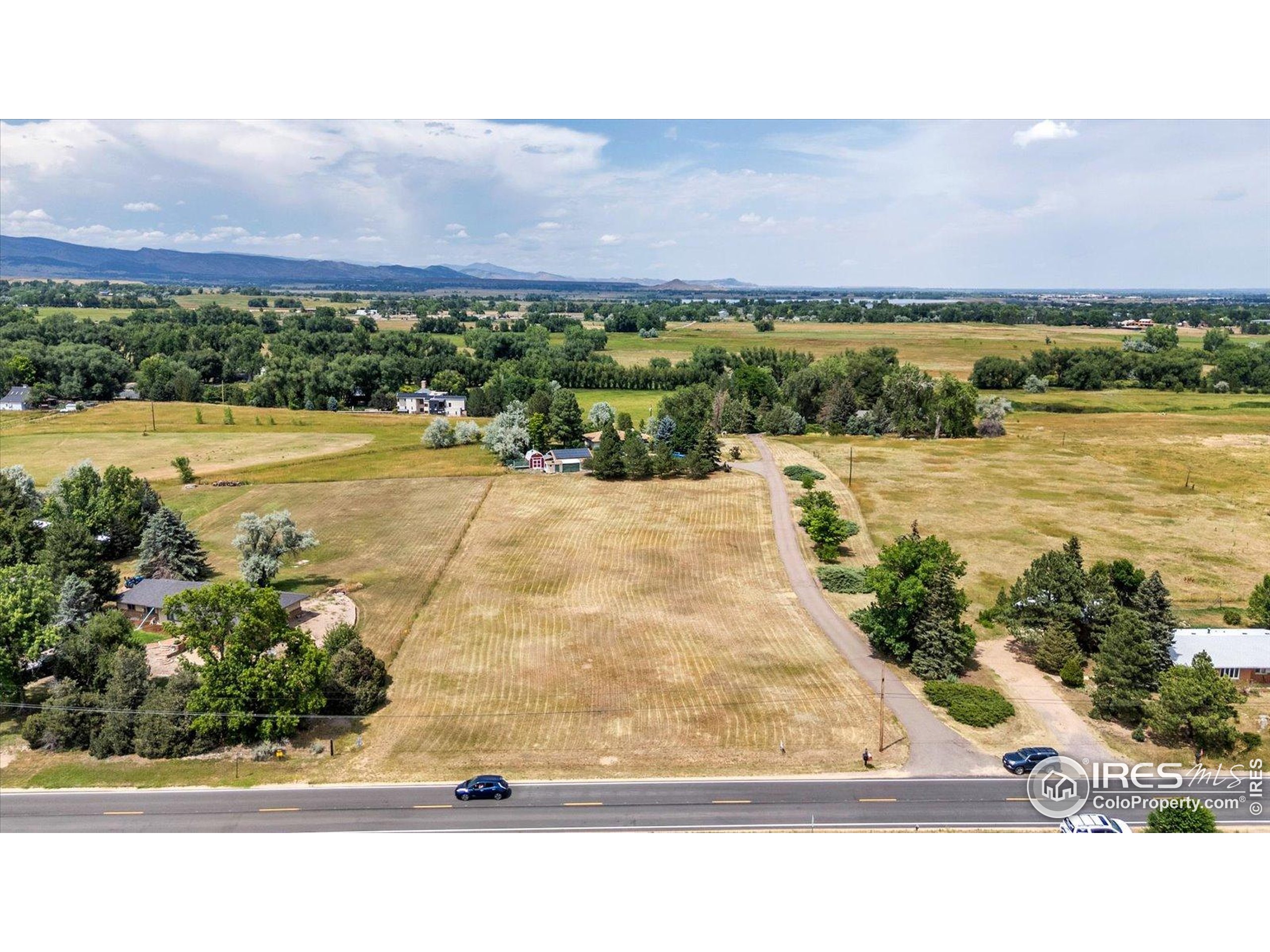 5273 Independence Road Boulder, CO 80301 - Photo 2 of 16 a view of an outdoor space and city view