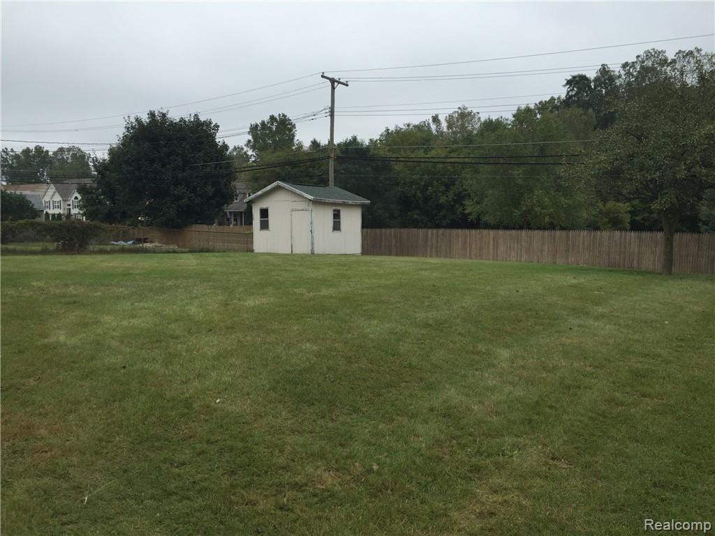 2742 Frembes Road Waterford, MI 48329 - Photo 5 of 20