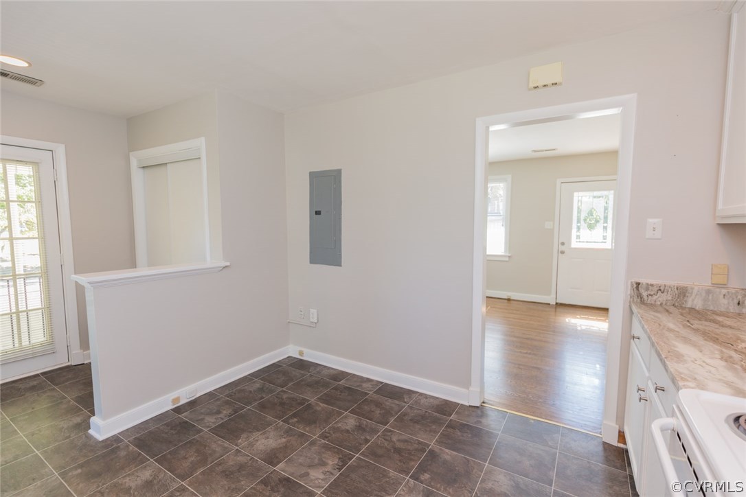 3522 West Hundred Road Chester, VA 23831 - Photo 11 of 29