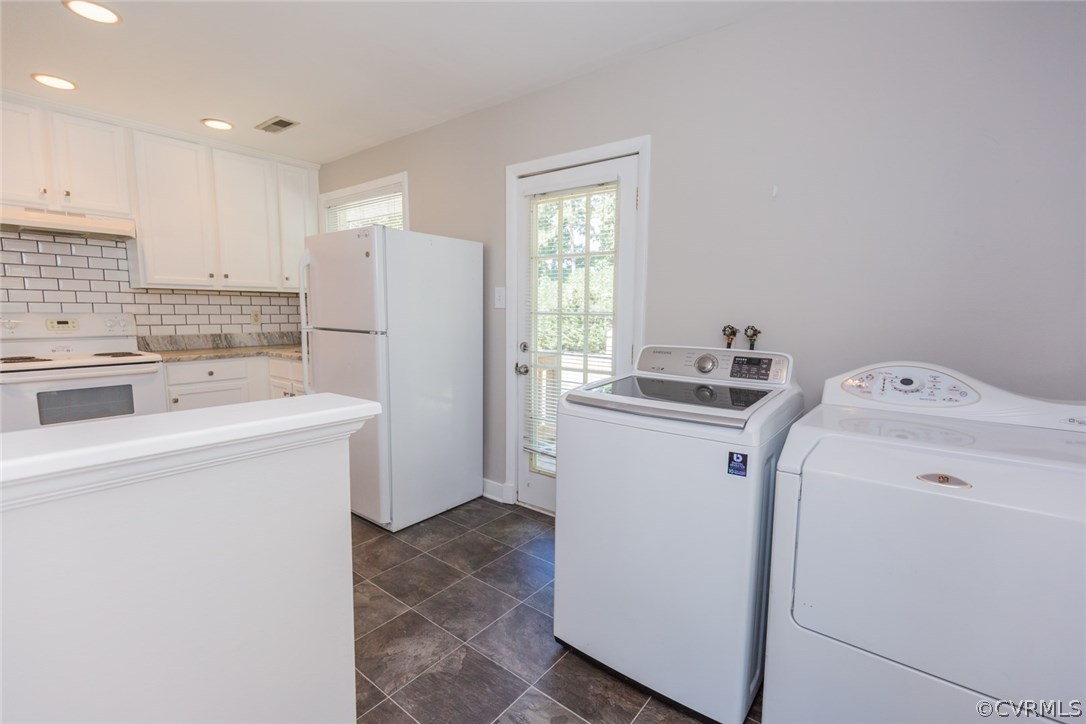 3522 West Hundred Road Chester, VA 23831 - Photo 12 of 29 a utility room with dryer and washer