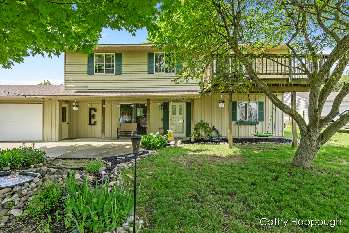 271 Rasmussen Drive Trufant, MI 49347 - Photo 1 of 44 IMG_1000