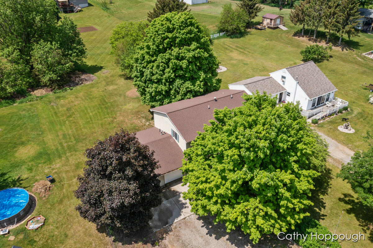 271 Rasmussen Drive Trufant, MI 49347 - Photo 38 of 44 IMG_1040