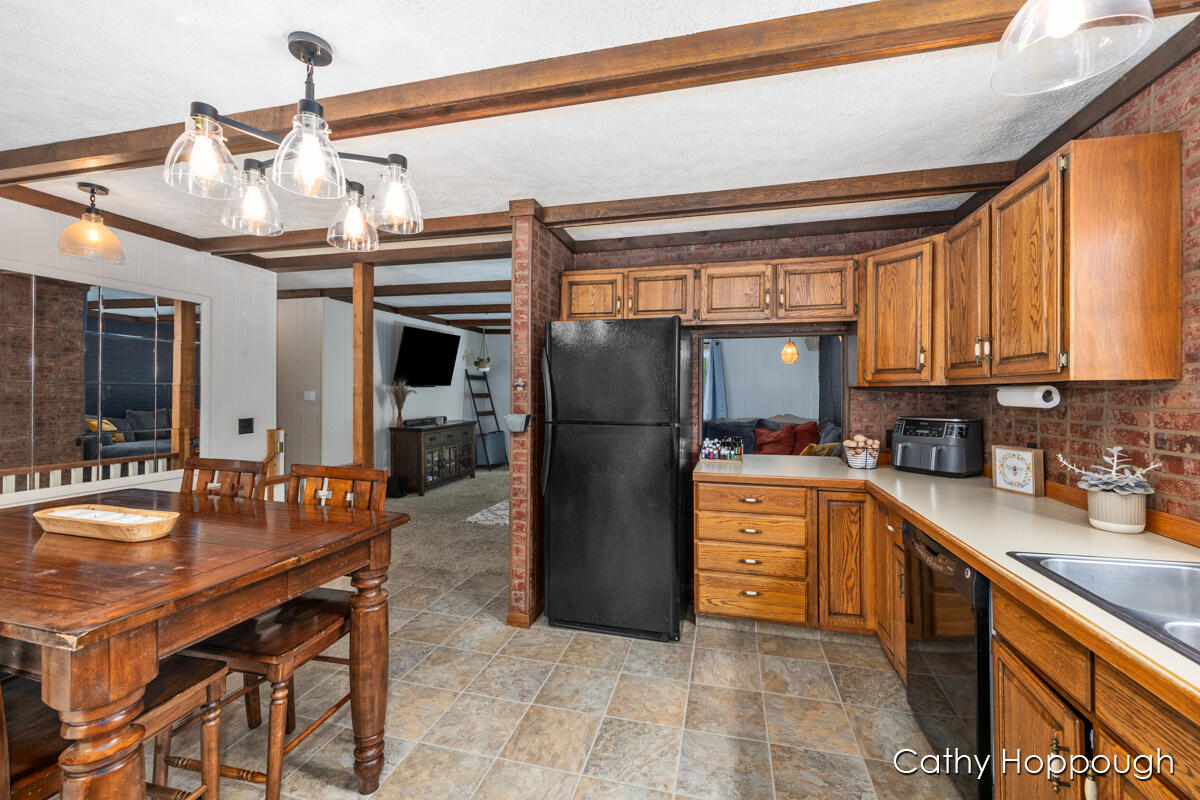 271 Rasmussen Drive Trufant, MI 49347 - Photo 8 of 44 IMG_1009