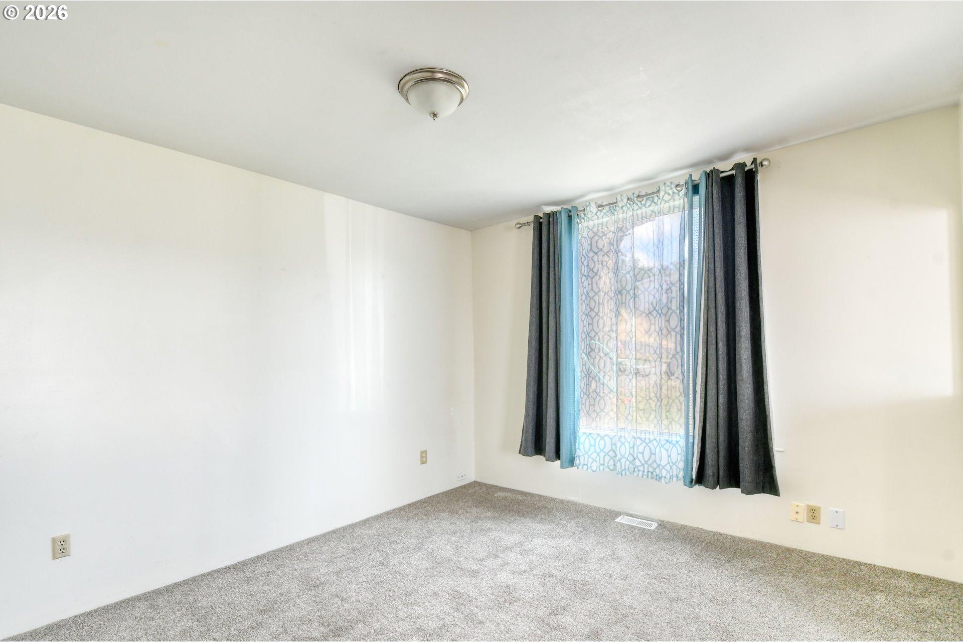 725 Southwest 16th Street Pendleton, OR 97801 - Photo 5 of 24 Gallery Image 5