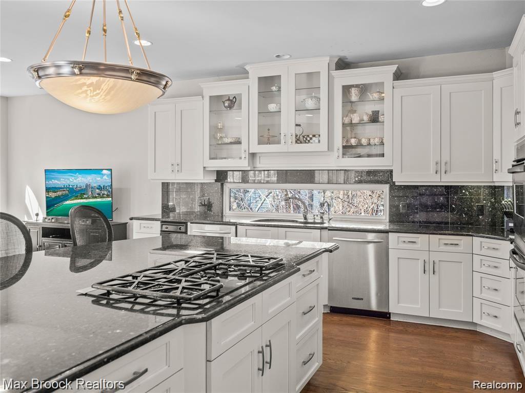 30591 Inkster Road Farmington, MI 48334 - Photo 30 of 73