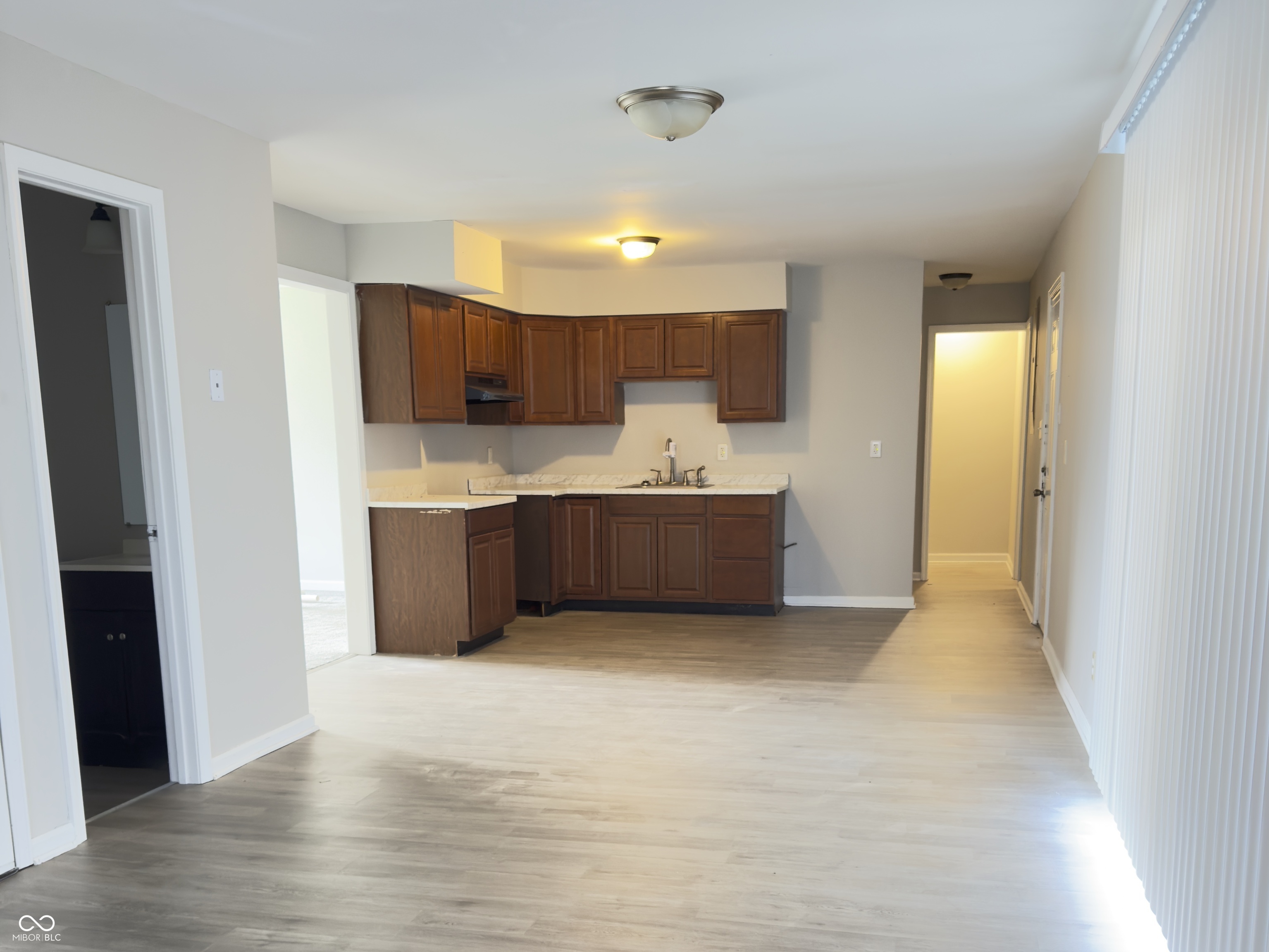 3960 Richelieu Road Indianapolis, IN 46226 - Photo 4 of 15
