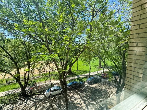 $1,900 | 2634 West Glenlake Avenue, Unit 3C, Chicago, IL 60659