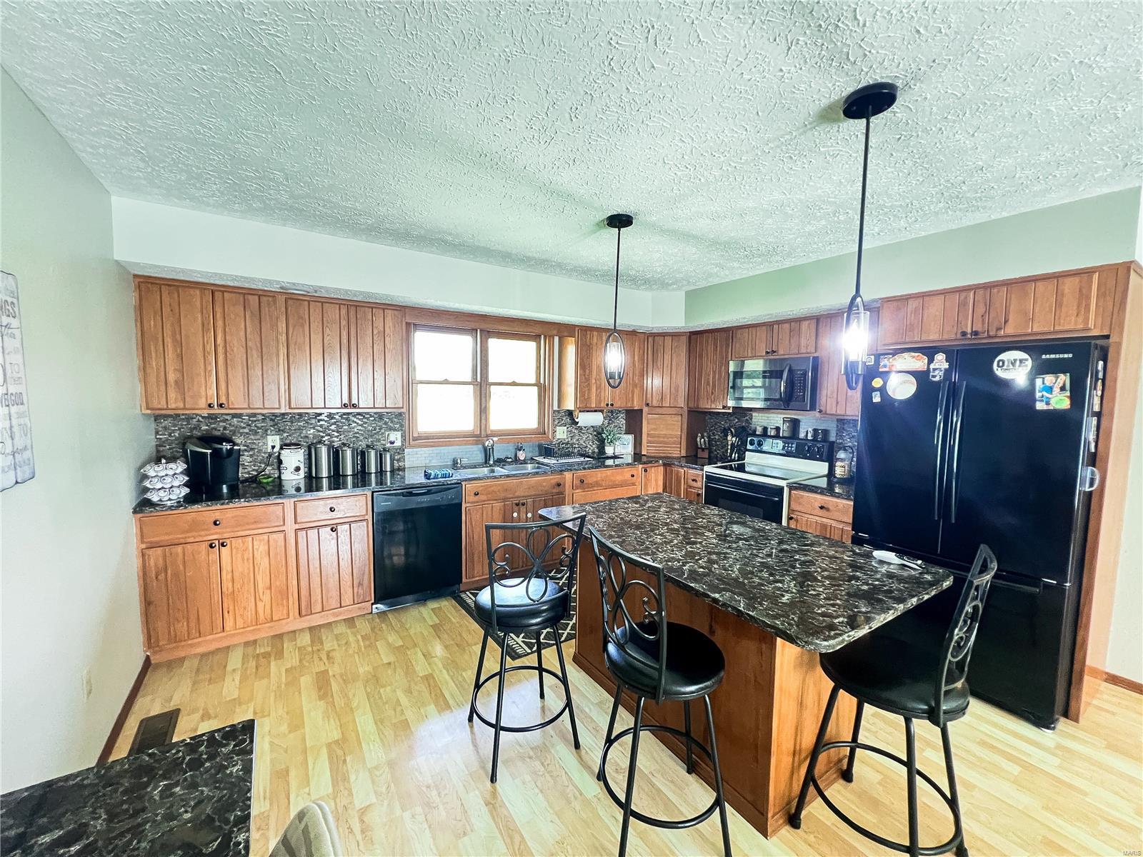 260 Wisher Road Patoka, IL 62875 - Photo 13 of 32