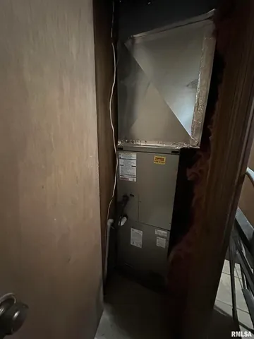 $265,000 | 718 Karbers Ridge Road, Elizabethtown, IL 62931