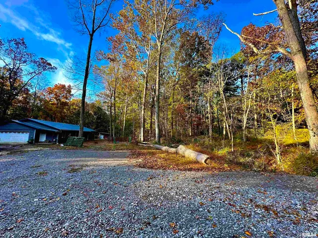 $265,000 | 718 Karbers Ridge Road, Elizabethtown, IL 62931