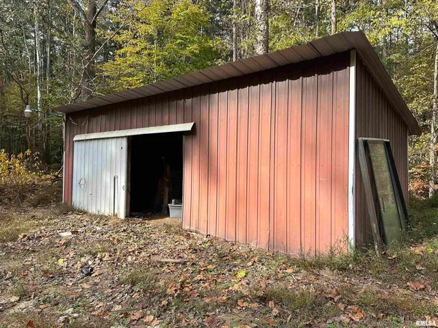 $265,000 | 718 Karbers Ridge Road, Elizabethtown, IL 62931