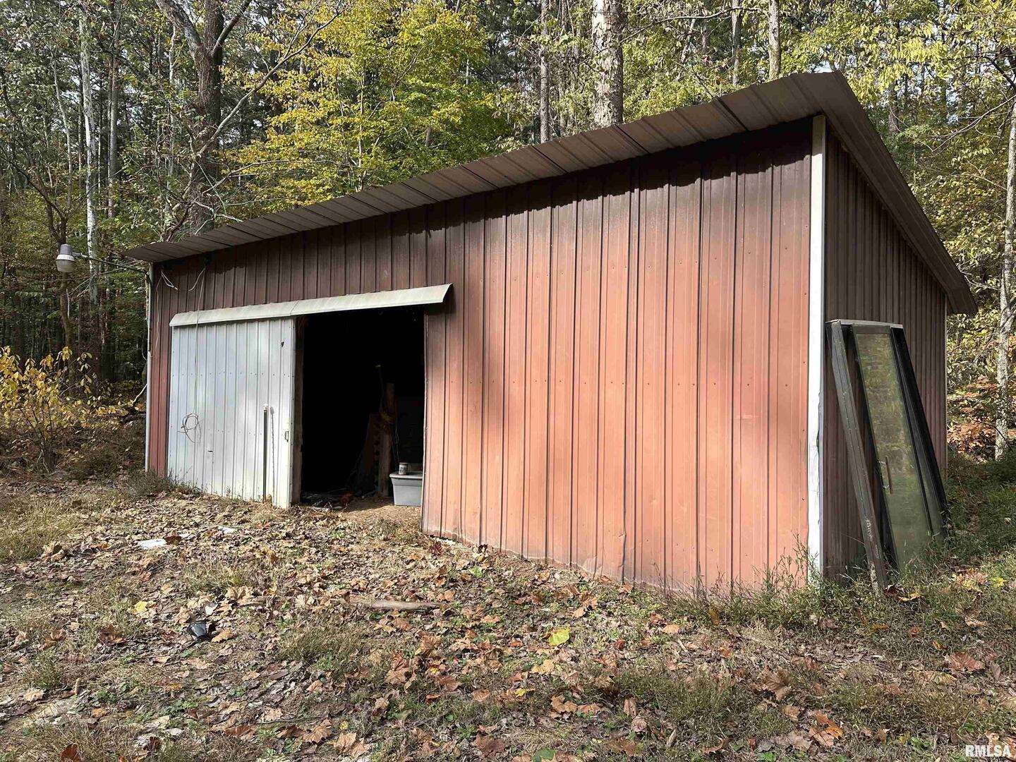 718 Karbers Ridge Road Elizabethtown, IL 62931 - Photo 7 of 70