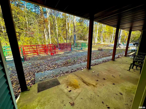 $252,000 | 718 Karbers Ridge Road, Elizabethtown, IL 62931