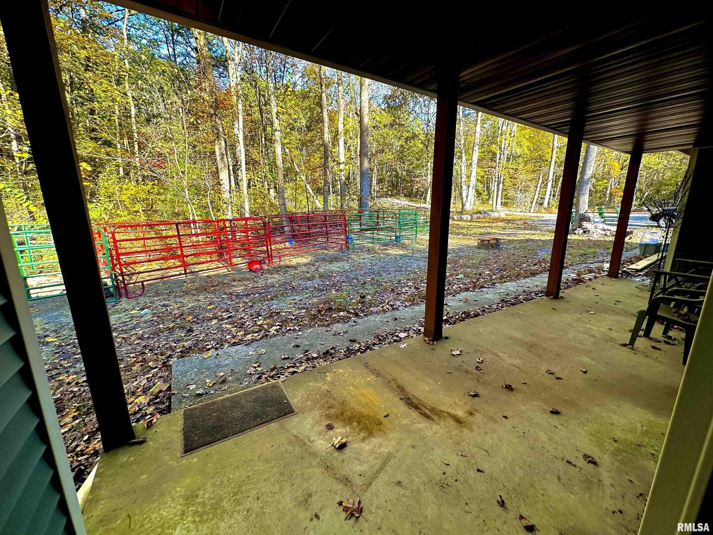 718 Karbers Ridge Road Elizabethtown, IL 62931 - Photo 9 of 70