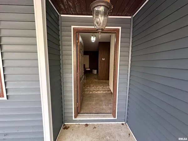 $252,000 | 718 Karbers Ridge Road, Elizabethtown, IL 62931