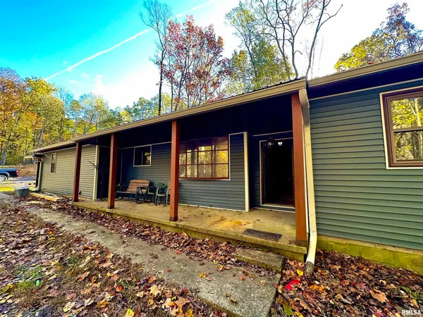 $252,000 | 718 Karbers Ridge Road, Elizabethtown, IL 62931