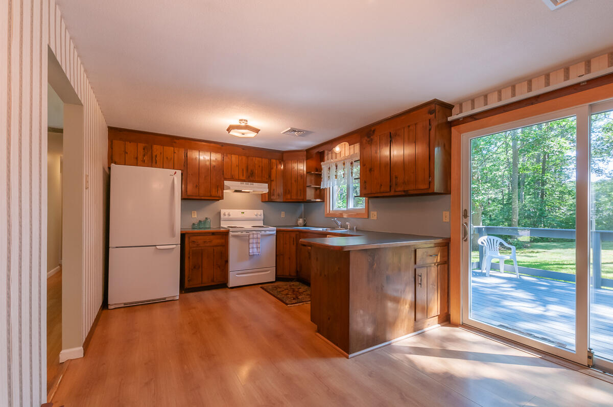 16 Meredith Road Forestdale, MA 02644 - Photo 3 of 23 16 Meredith Road-25-HDR