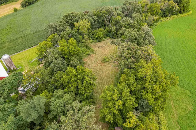 $110,000 | Lot 1 Burr Oak Lane, Monticello, WI 53570