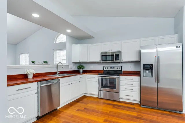 $319,900 | 12353 Driftstone Drive, Fishers, IN 46037