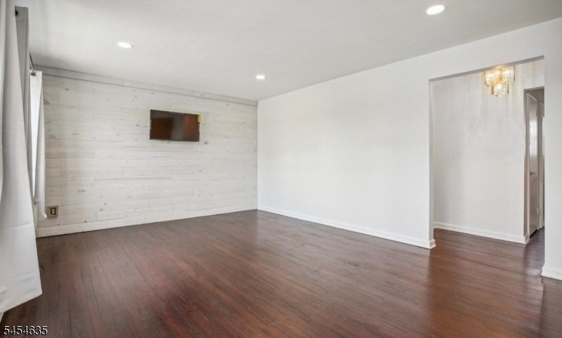604 Chestnut Street, Unit G Union, NJ 07083 - Photo 3 of 12 Gallery Image 3