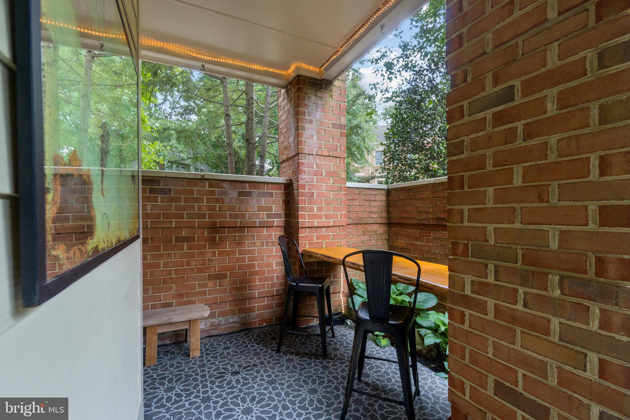 1301 Garden Wall Court, Unit 901 Reston, VA 20194 - Photo 4 of 30 Great space to entertain